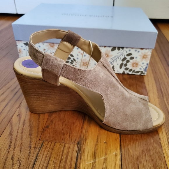 Last 1! NIB Sophia Milano sandal leather wedge NEW - Picture 5 of 10